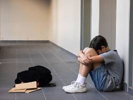 Gesellschaftlicher Trend: Lehrergewerkschaft GEW beklagt zunehmende Gewalt in Schulen